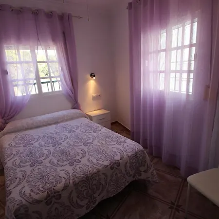 Jacinta Rojo Apartamento Conil De La Frontera